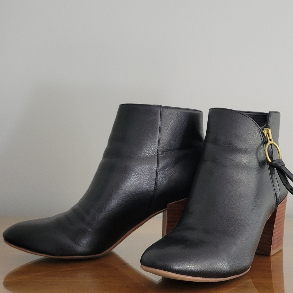 Franco Sarto Woman's boots size 8